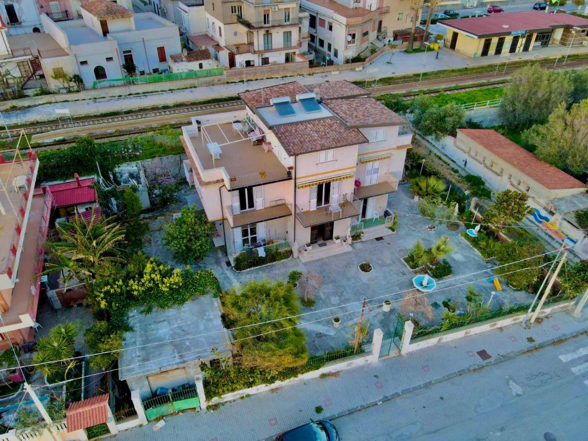 Villa Tripepi بوفا مارينا المظهر الخارجي الصورة